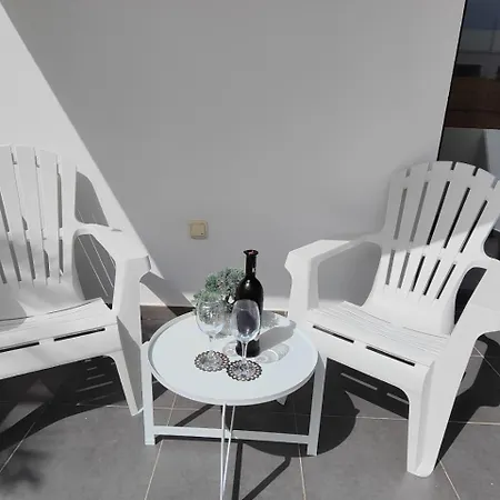 Marta & Lorenzo Apartment. Fuerteventura 拉·奥利瓦