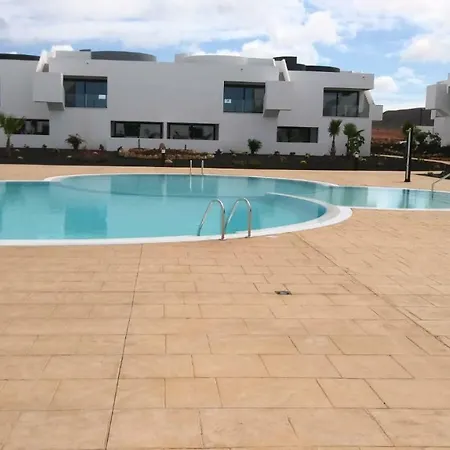 Marta & Lorenzo Apartment. Fuerteventura * Ла-Олива
